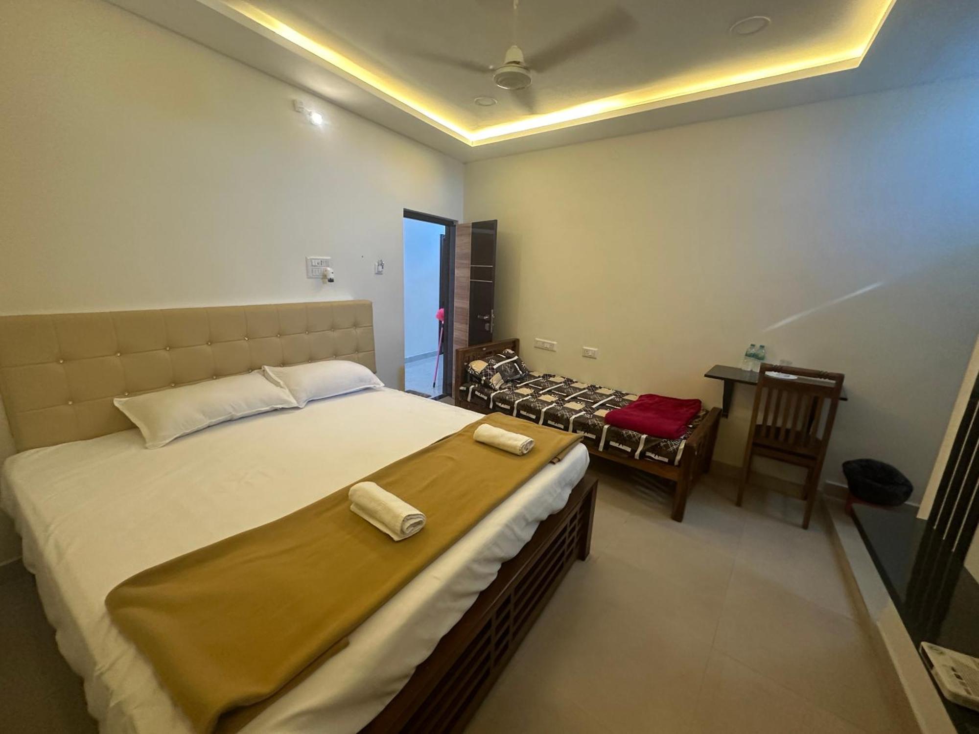 Villa Mahadeepam Residency Tiruvannāmalai Esterno foto